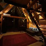 Chalet Mira *